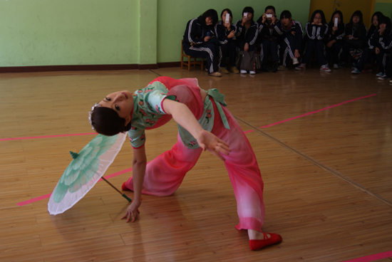 秀洲区举行第七届幼儿教师技能技巧比赛-教育