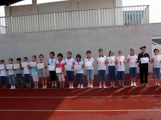 油车港镇实验小学图片